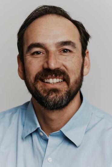 Headshot of Robert Wood