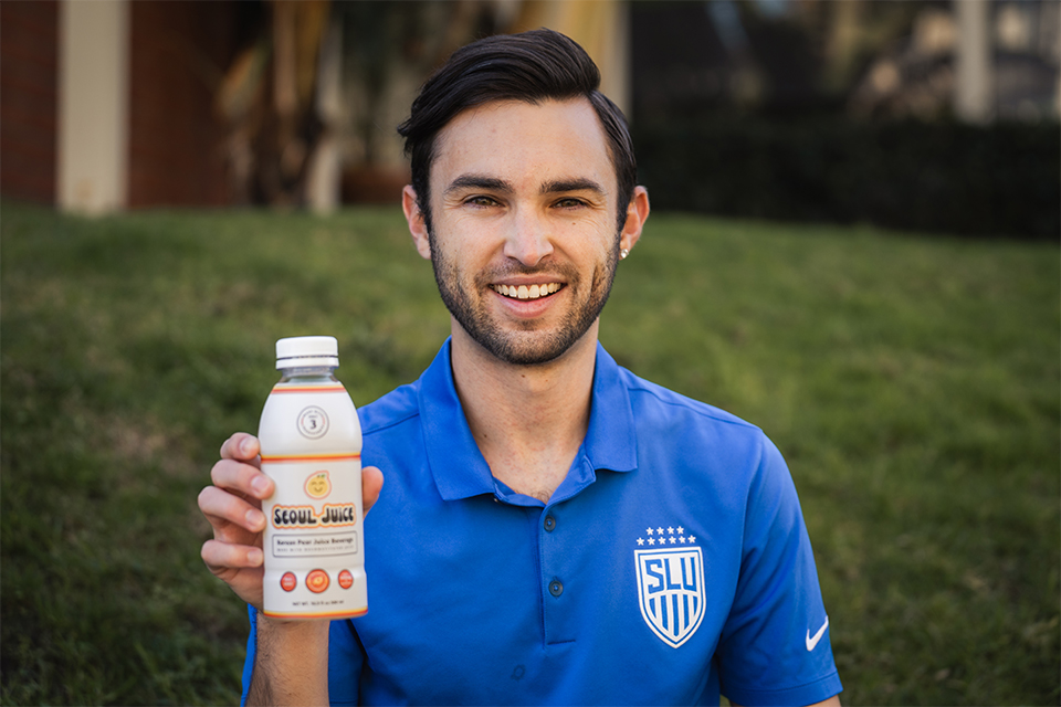 Luis Manta Turns Seoul Juice Into Profitable Business at the Chaifetz School