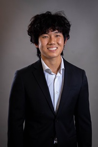 Headshot of Johnny Yeung