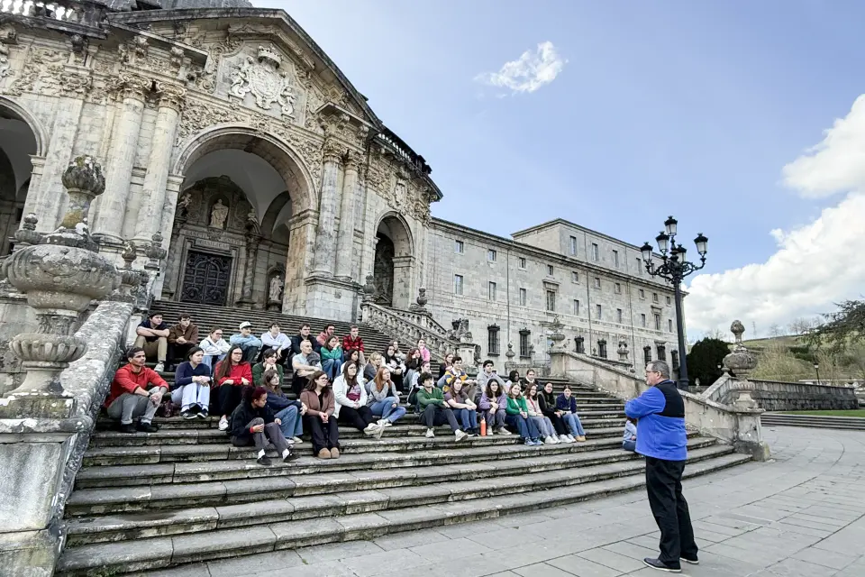 Exterior of the Sanctuary of Loyola, a Baroque style building with a en elaborate dome in the middle.